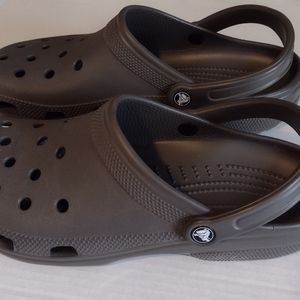 CROCS Men's Slip-On Water Shoes Gray Size 12 UNUSED